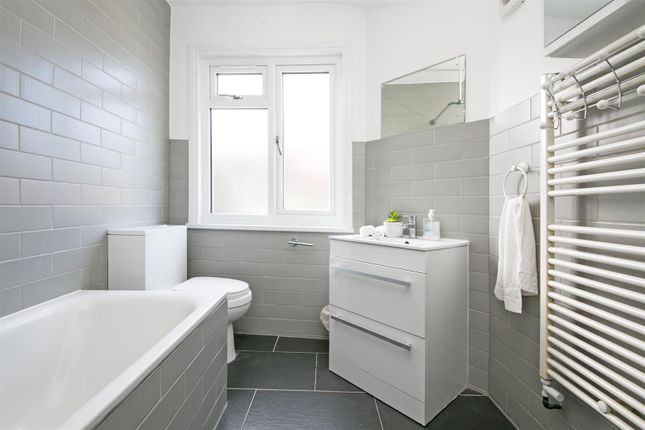 21, Carlwell Street, London photo 3