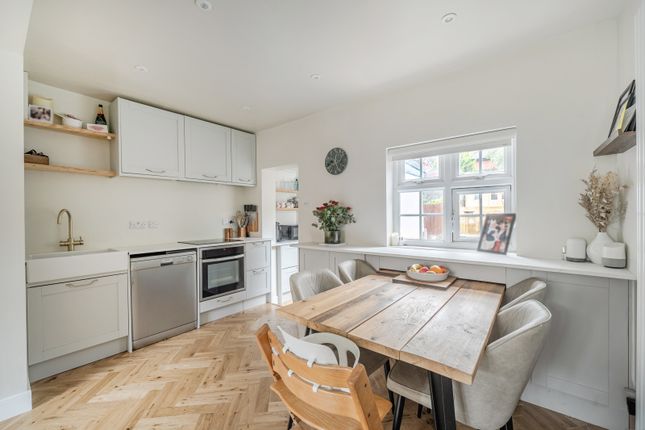 87, Cline Road, Guildford photo 4