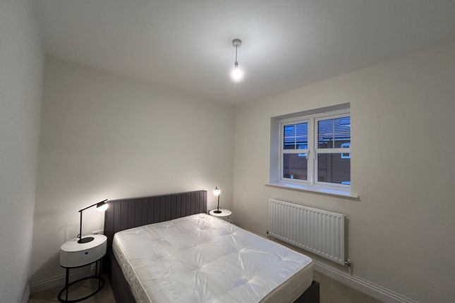 Ten, Oakdale Road, Maidenhead photo 4