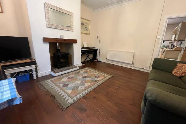 36, Long Row, Stalybridge photo 2