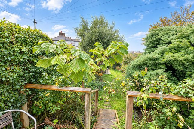 Rotherfield Avenue, Hastings photo 2