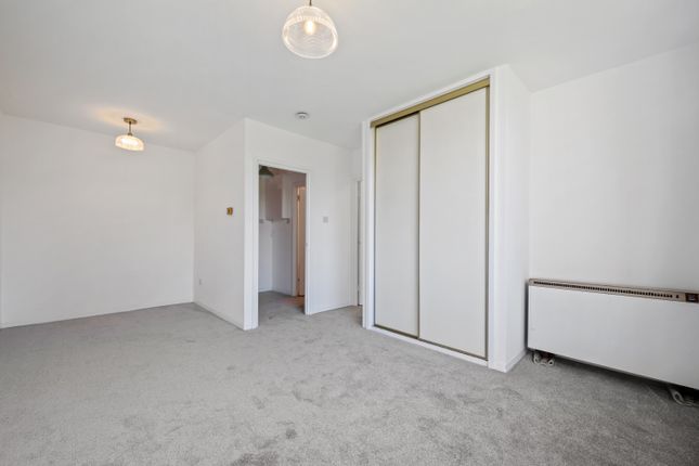 Studio studio on 5 Dinerman Court, Boundary Road, London, £325,000