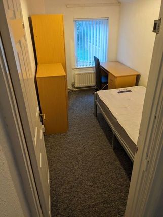 110, Hubert Road, Birmingham photo 4