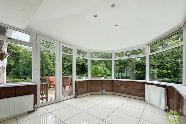 16 Marabou Drive, Darwen photo 4