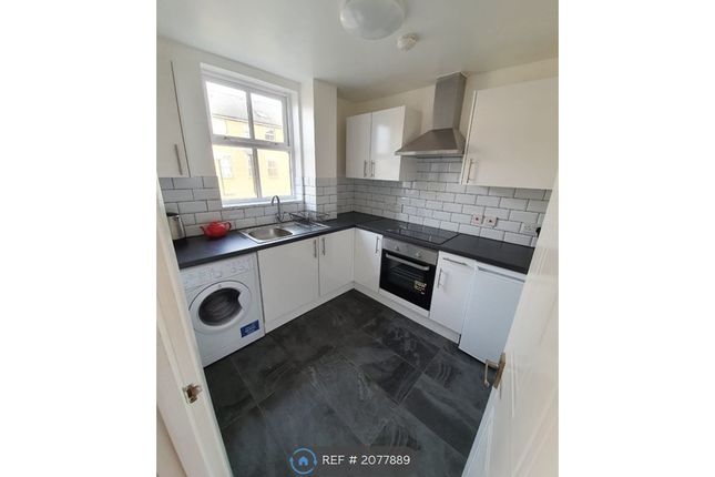 Thumbnail Flat to rent in Montgomery Lodge, London
