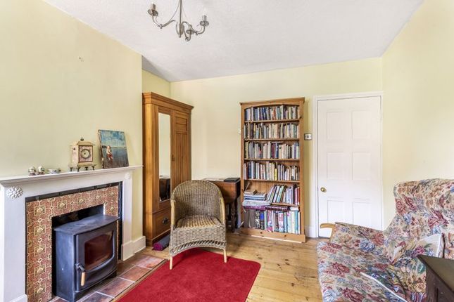 Terraced house for sale in Victoria Road, Abingdon
