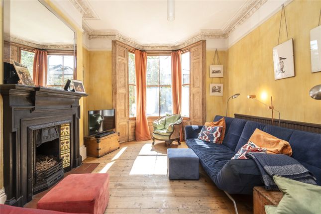 35, Southborough Road, London photo 2