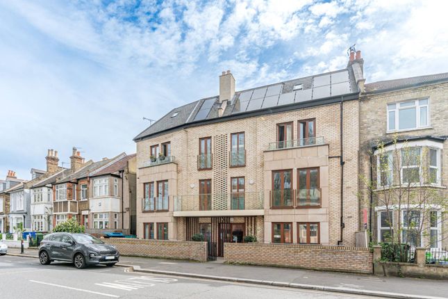 Flat to rent in Tessa Apartments, East Dulwich, London