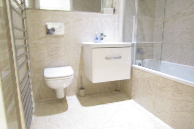 Deacons House, Broxbourne photo 3