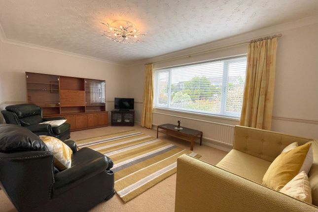 5, Maesglas, Swansea photo 2
