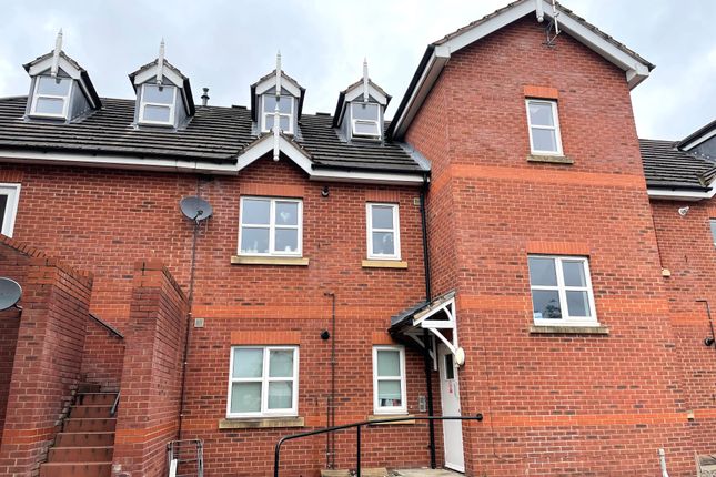 Thumbnail Flat to rent in High Street, Saltney, Chester