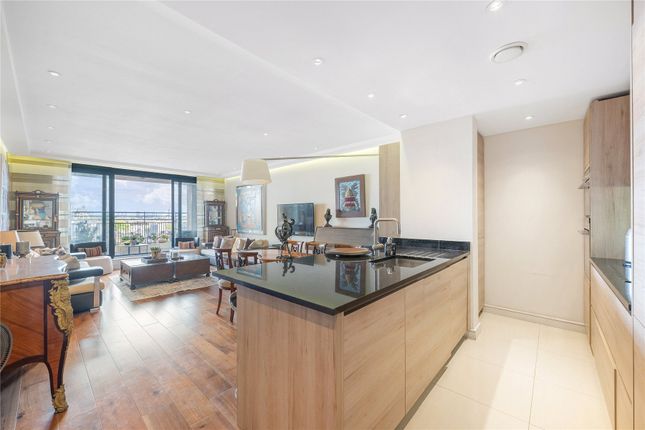 (SHORT LET) Flat 617, Point West, 116, Cromwell Road, London photo 4