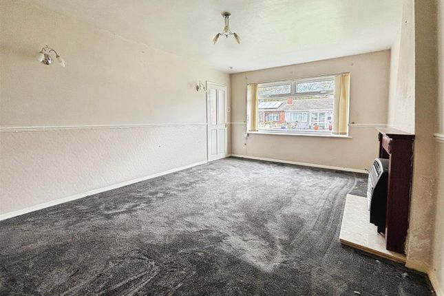 28, Llys Charles, Towyn photo 3
