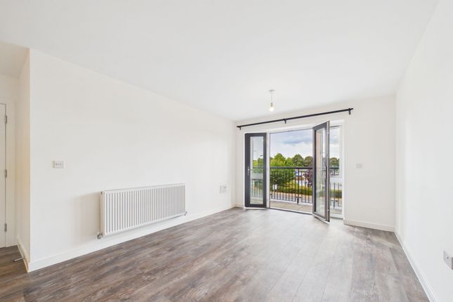 Flat 17, 1 Nightingale Way, Reading photo 2