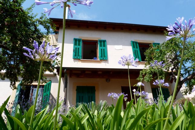Country house for sale in Strada Vicinale Arcagna, Dolceacqua, Imperia, Liguria, Italy