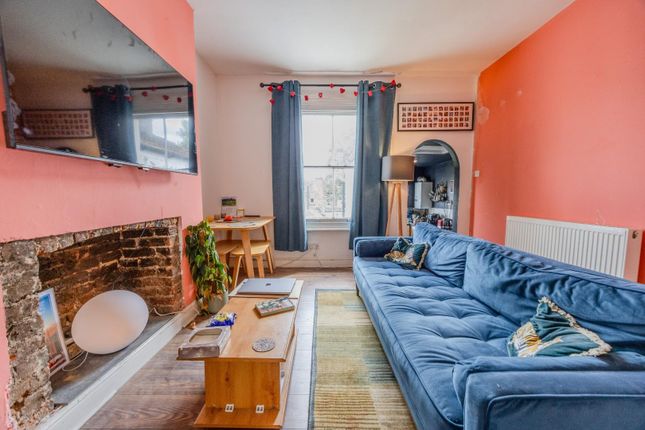 Flat 3, 48, Park Road, Westcliff-on-sea photo 4