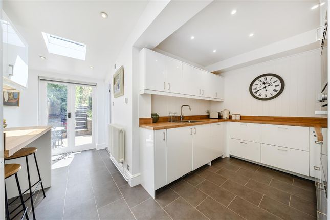 2, Randall Hill Road, Sevenoaks photo 4