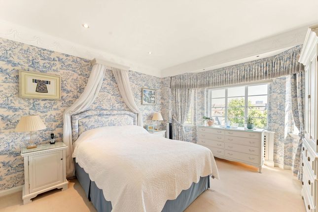 35 Addisland Court, Holland Villas Road, London photo 4