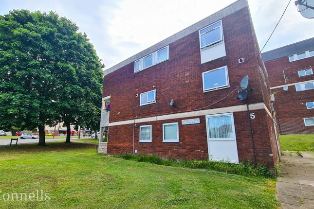Thumbnail Flat to rent in Andrew Road, Halesowen