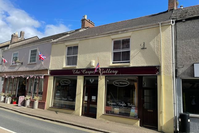 Terraced house for sale in 20 Queen Street, Lostwithiel, Cornwall