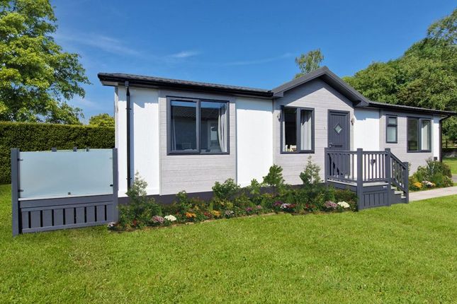 2-bed caravan on Brand New Fairway Ashby, Pine View Park,40'x20', The Birches, Bedford, £290,000