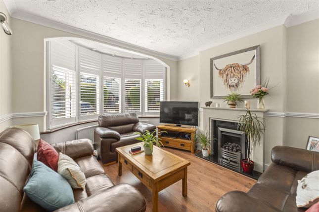 54, Avonlea Road, Sale photo 4
