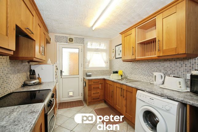 12, Stonerwood View, Newport photo 4