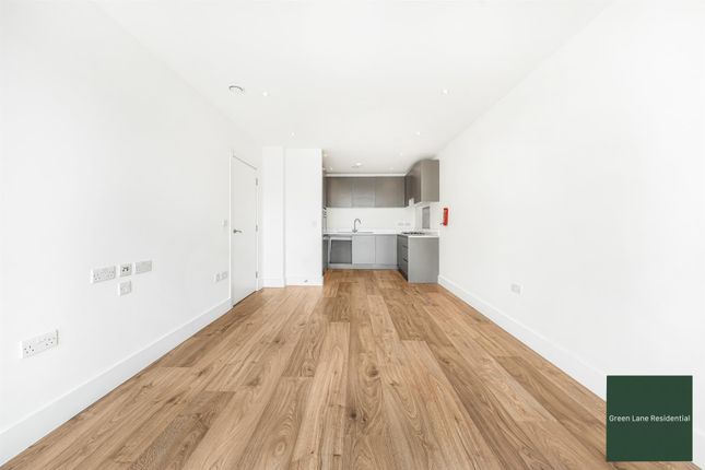 Flat 5, 571, High Road, Ilford photo 3