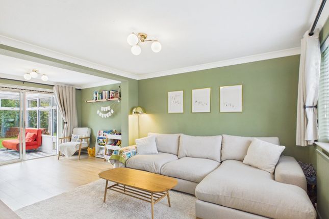 47, Cedar Close, Broadstairs photo 3