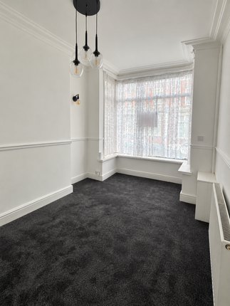 27, Ansdell Street, Manchester photo 2