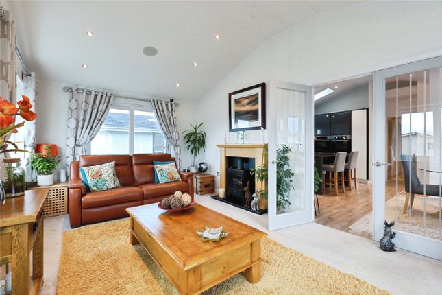 7, Littleton Close, Worcestershire photo 5