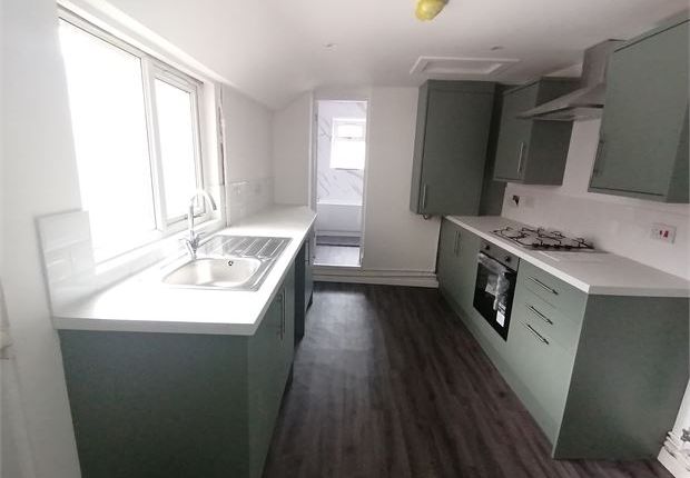 44, Gwendoline Street, Treherbert photo 5