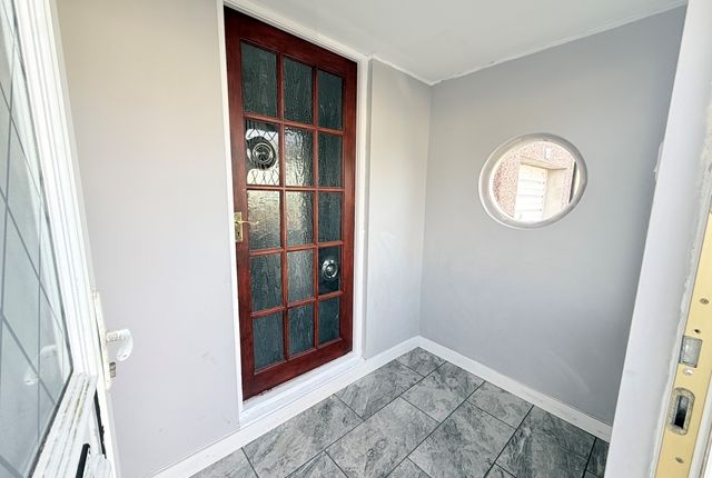 6, Eastfield Avenue Hooe Devon, Plymouth photo 2