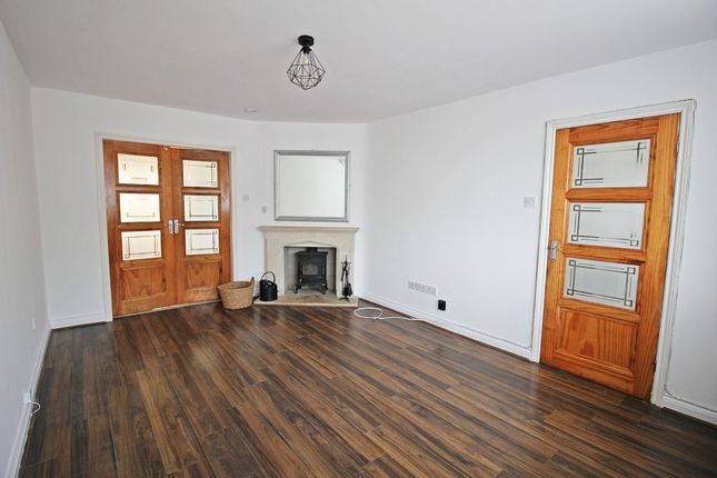 5 Hamilford Close, Leicester photo 2