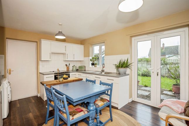 16, Churchfields Road, Sleaford photo 2