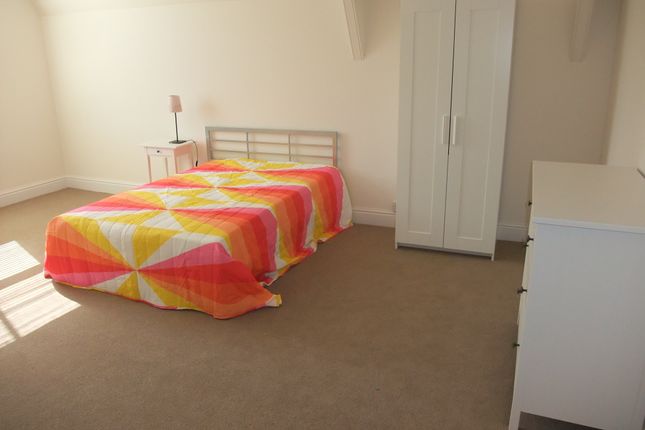 Flat to rent in Heavitree Road, Exeter