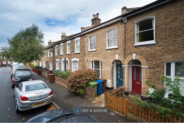 Kimberley Avenue, London photo 2