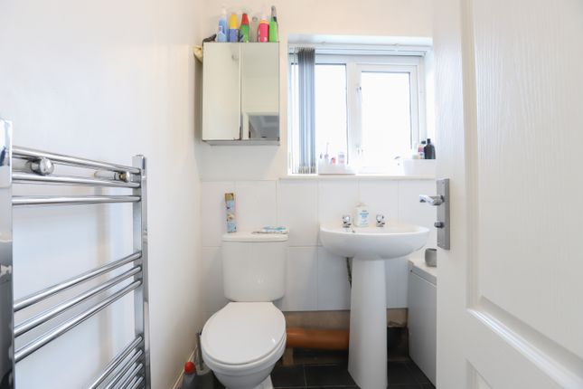 6, Beacon Grove, Preston photo 3