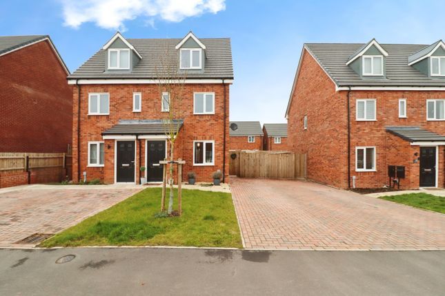 Semi-detached house for sale in Chervil Way, Coton Park, Rugby