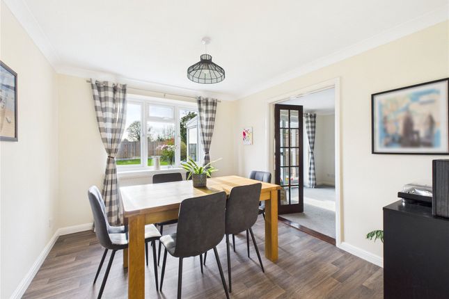 20, Meadowside, Woodbridge photo 3
