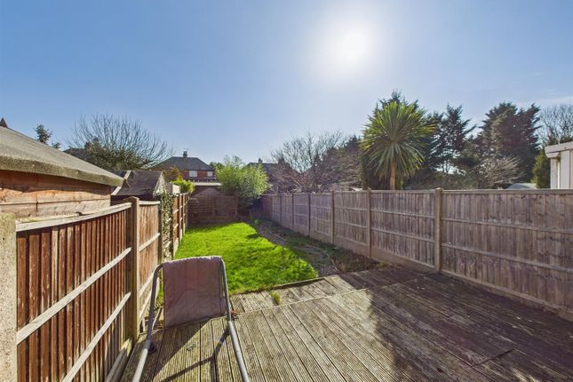 29, Neile Close, Lincoln photo 4