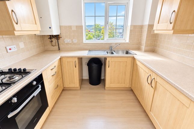 36, Columbus Avenue, Brierley Hill photo 2