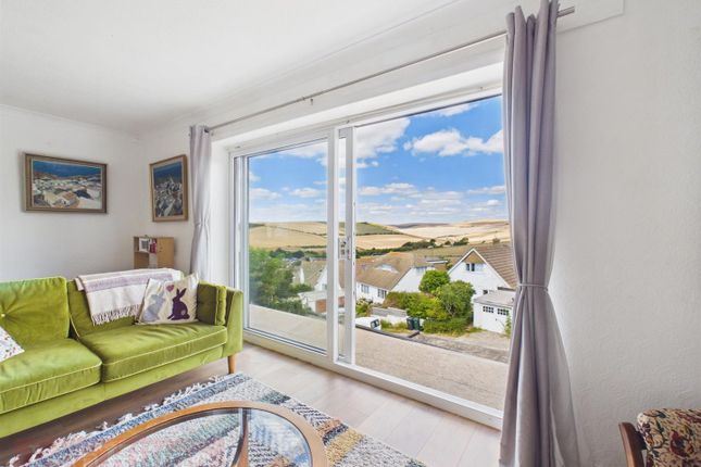 16, Coombe Rise, Brighton photo 2