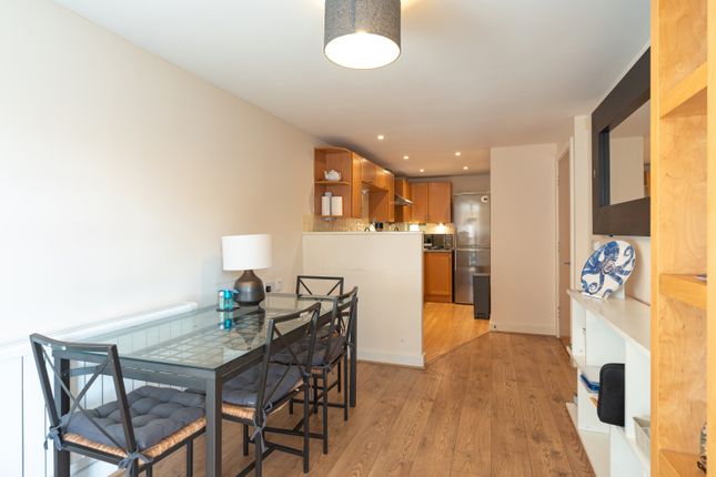 Apartment 58, Empress Court, Woodin's Way, Oxford photo 3