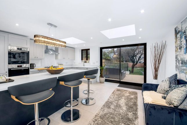 53, Dulwich Wood Avenue, London photo 3