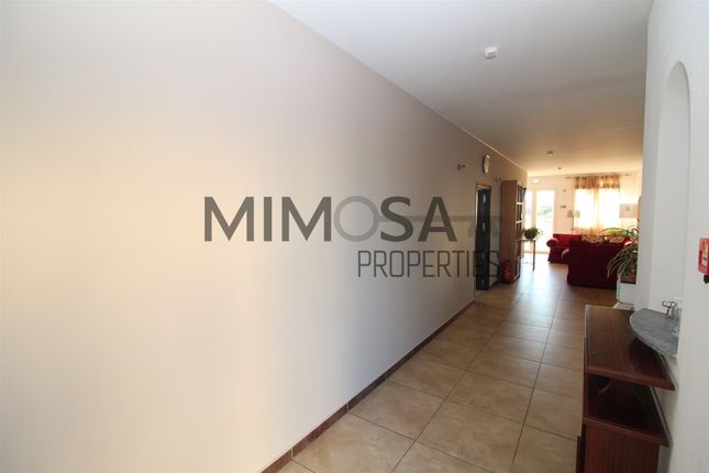 Detached house for sale in Almadena, Luz, Lagos