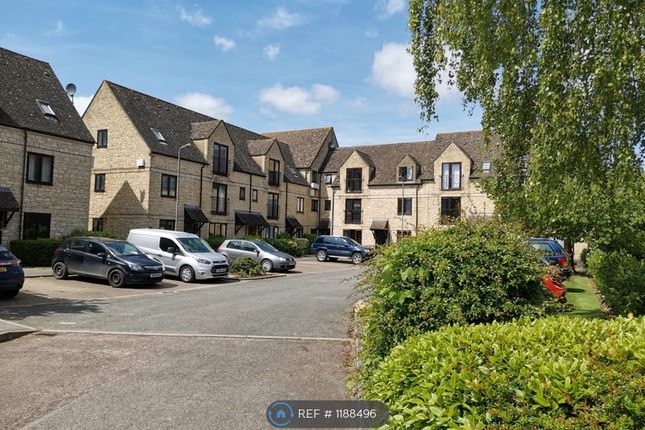 Thumbnail Flat to rent in Beechgate, Witney