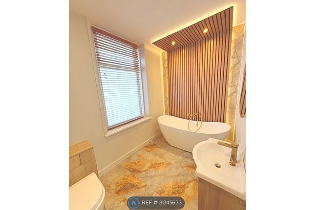 Luxury At Its Finest Roker Sea Front, Featherstone St, Sunderland photo 2