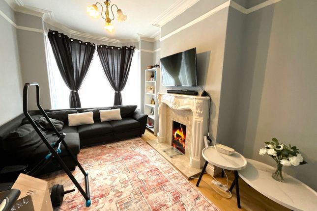 15 Carlton Road, Doncaster photo 2
