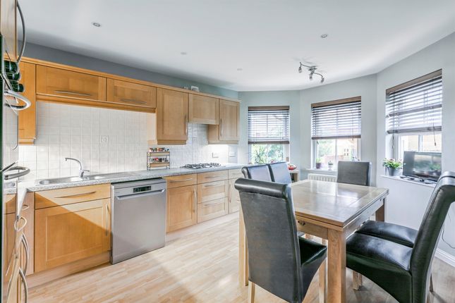 2, Apley Way, Cambridge photo 2